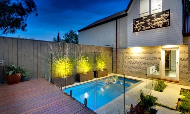 Pool Edge Light