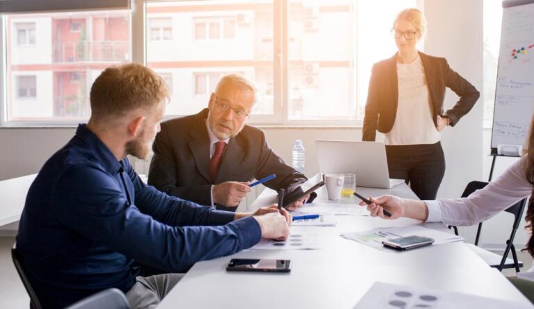 What are the job roles after an online MBA in healthcare management?